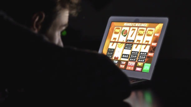 Integration with slot games and live casino Switching between MotoGP content and slot games on ohtogel slot